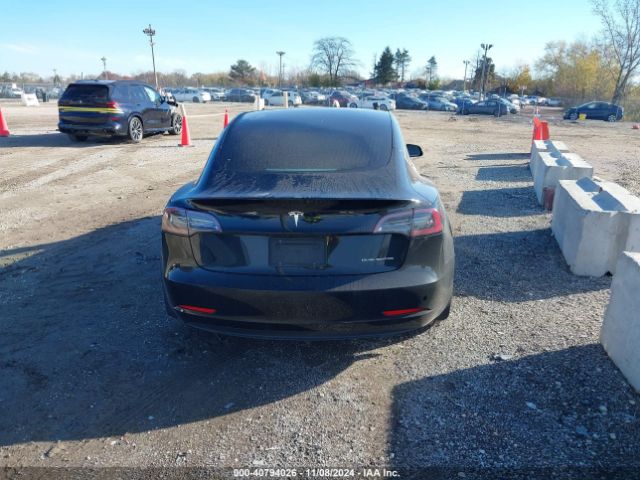 5YJ3E1EB3KF421889 Tesla 2019