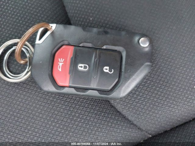 1C4HJXDN5NW163679 Jeep Wrangler Unlimited Sport