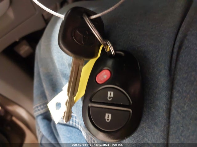 Toyota Tacoma Double Cab 2014 3TMLU4EN6EM141575 Image 11