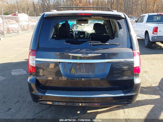 2C4RC1CG8ER377153 Chrysler Town & Country Touring-l