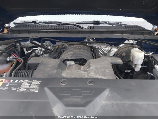 1GCVKREC4JZ215630 Chevrolet Silverado 1500 1lt