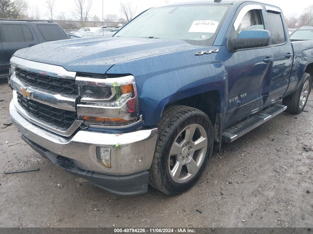 1GCVKREC4JZ215630 Chevrolet Silverado 1500 1lt
