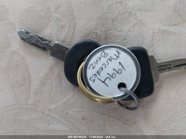 1994 MERCEDES-BENZ S WDBGA32E7RA154216 Photo 10