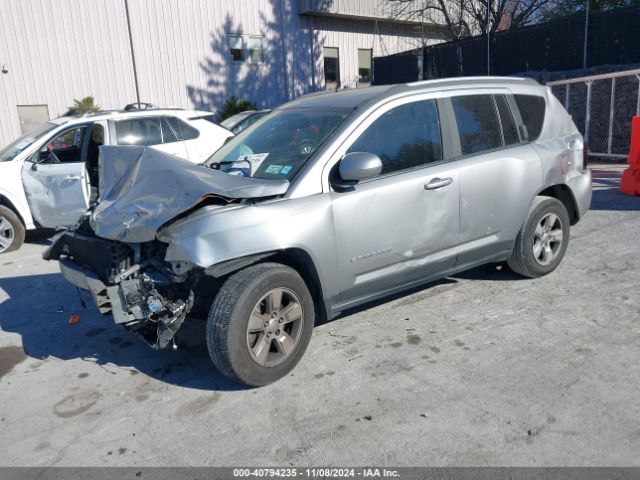 1C4NJCEA9GD688900 Jeep Compass Latitude
