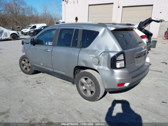 1C4NJCEA9GD688900 Jeep Compass Latitude