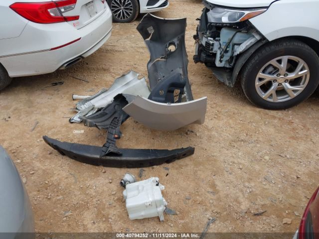 2T1BURHE8FC437440 Toyota Corolla Le Premium