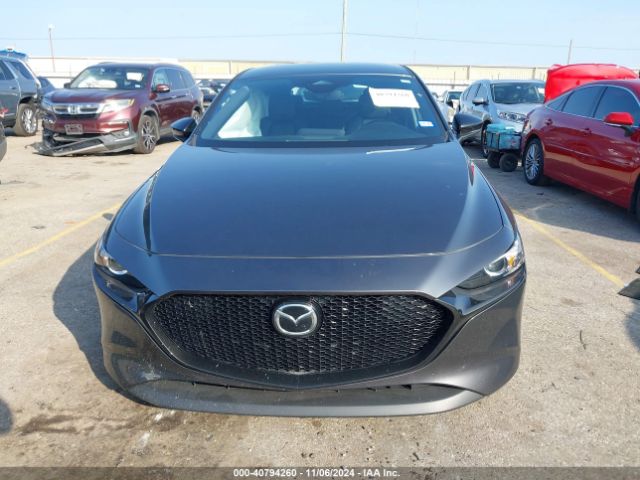 JM1BPAKM8R1700107 Mazda Mazda3 2.5 S Select Sport