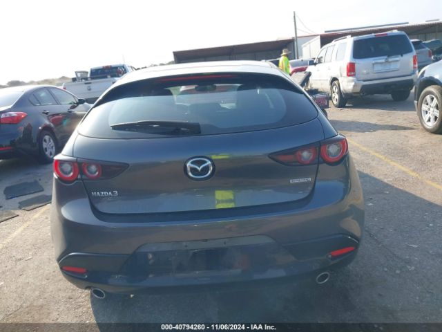 JM1BPAKM8R1700107 Mazda Mazda3 2.5 S Select Sport