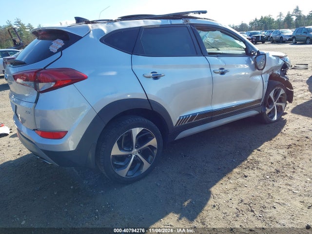Hyundai Tucson Value 2018 KM8J3CA27JU674861 Image 4