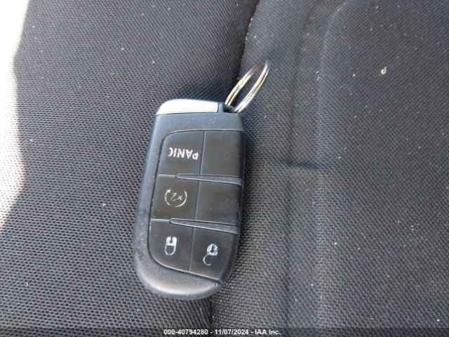 ZACCJABB0JPJ26463 Jeep Renegade Latitude Fwd