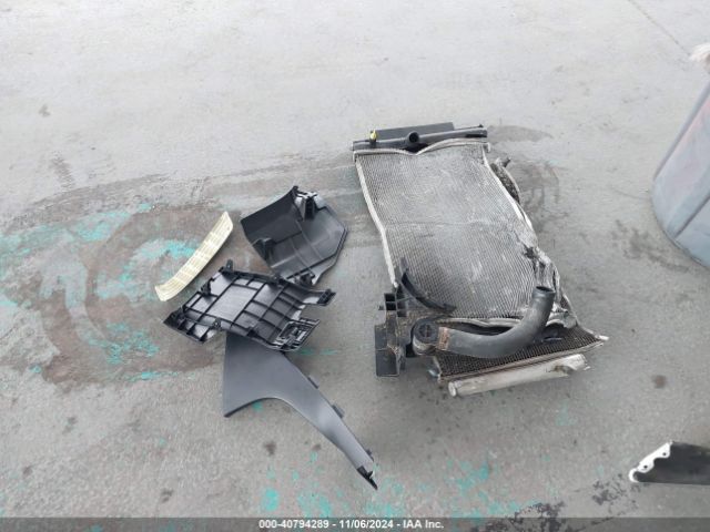 JTKJF5C72FJ012137 Scion TC