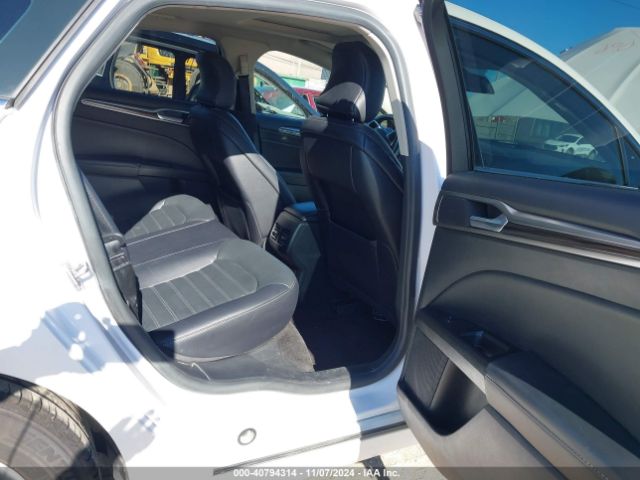 3FA6P0HD6JR153907 Ford FUSION SE