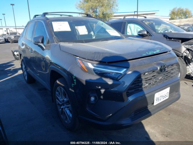 2T3C1RFV8PW296506 auction archive image