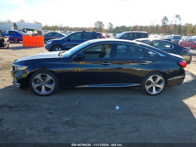 1HGCV2F97JA016449 Honda Accord Touring 2.0t