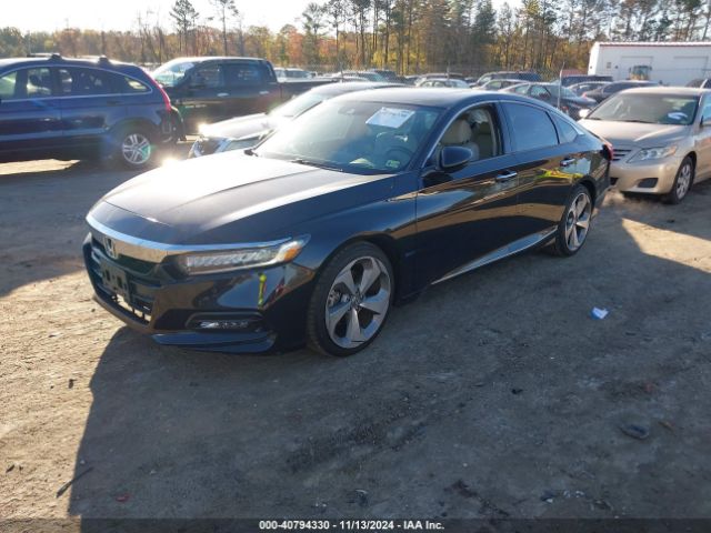 1HGCV2F97JA016449 Honda Accord Touring 2.0t