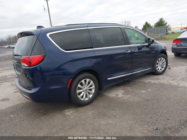 2C4RC1BG6JR233614 Chrysler Pacifica Touring L