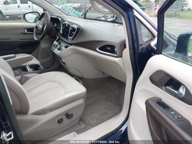 2C4RC1BG6JR233614 Chrysler Pacifica Touring L