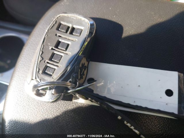 1G1ZG5ST1KF197633 Chevrolet MALIBU RS