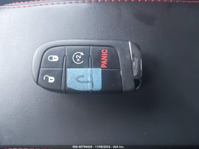 ZACNJDC18NPN82197 Jeep Renegade Trailhawk 4x4