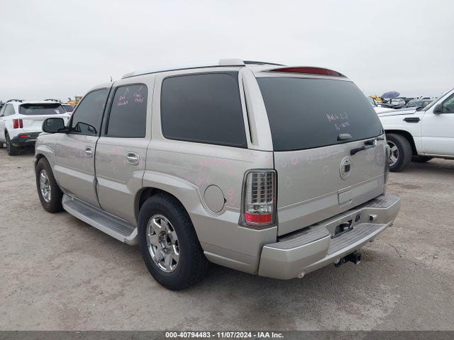 2005 CADILLAC ESCALADE 1GYEC63N45R235392 Photo 2