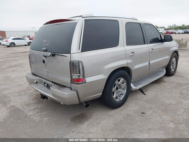 2005 CADILLAC ESCALADE 1GYEC63N45R235392 Photo 3