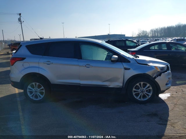 Ford ESCAPE SE 2019 1FMCU0GD2KUA92715 Image 13