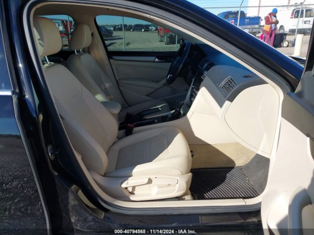 1VWBS7A38EC104596 Volkswagen Passat 1.8t Se