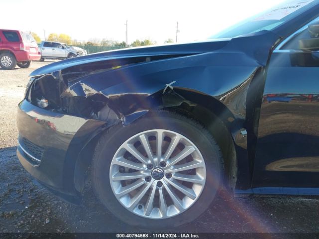 1VWBS7A38EC104596 Volkswagen Passat 1.8t Se