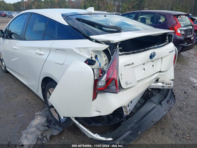 JTDKARFU9H3535102 Toyota Prius