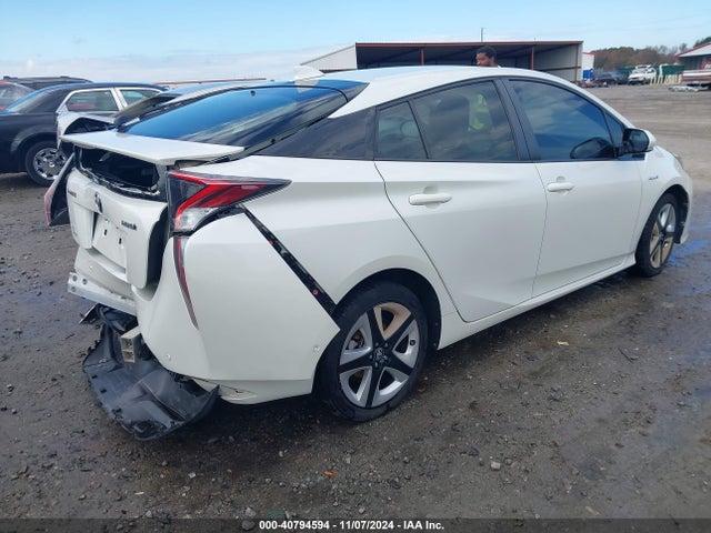 JTDKARFU9H3535102 Toyota Prius