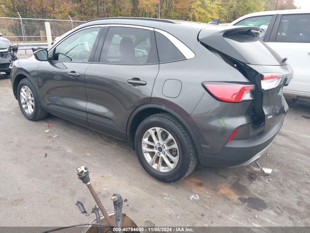 Ford ESCAPE SE 2020 1FMCU0G61LUA21881 Image 3