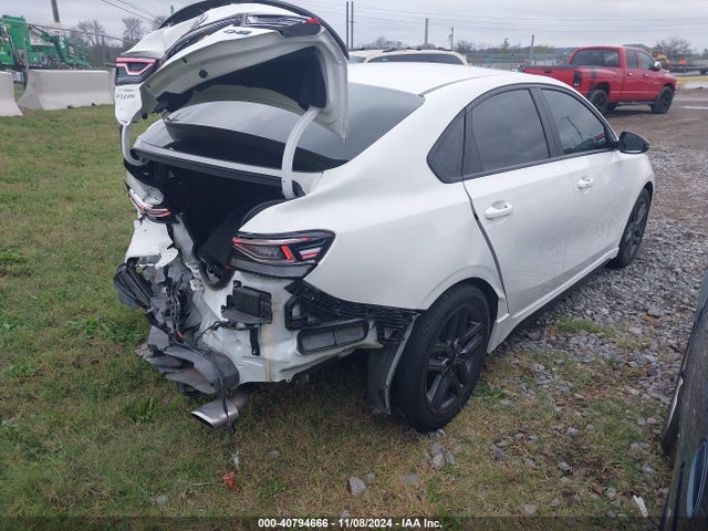 KIA Forte Gt-line 2021 3KPF34AD3ME328780 Image 4