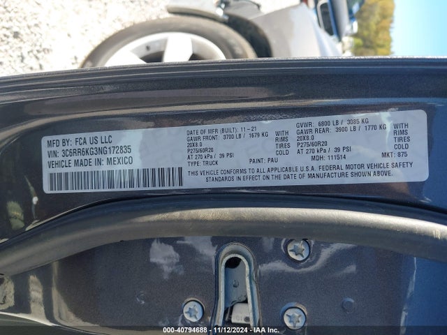 3C6RR6KG3NG172835 RAM 1500 Classic Tradesman  4x2 5'7 Box
