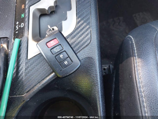 Toyota Rav4 Limited 2015 2T3DFREV9FW404931 Image 11