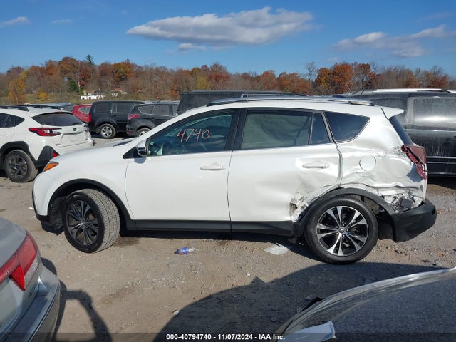 Toyota Rav4 Limited 2015 2T3DFREV9FW404931 Image 14
