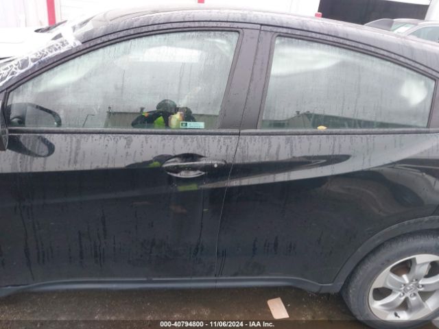 3CZRU6H38NM724532 Honda Hr-v Awd Lx