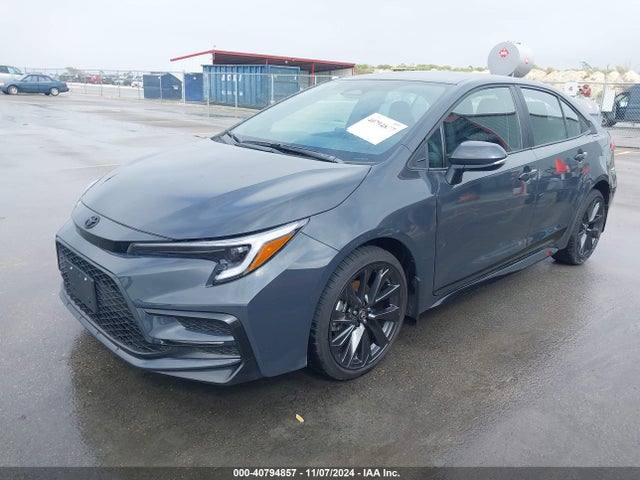 Toyota COROLLA SE 2024 5YFS4MCE5RP208759 Image 2