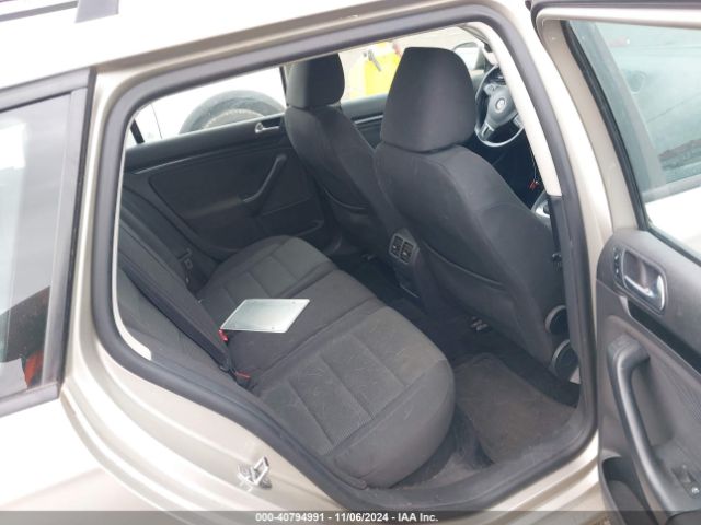 3VWPP7AJ8EM601054 Volkswagen Jetta Sportwagen 2.5l S