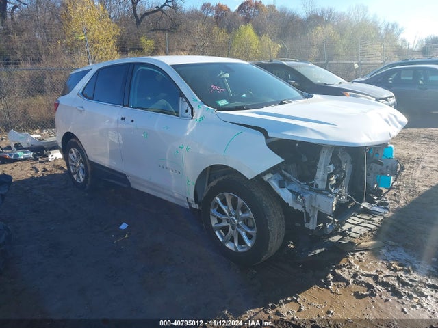 Chevrolet EQUINOX LT 2018 2GNAXSEV8J6231373 Image 1