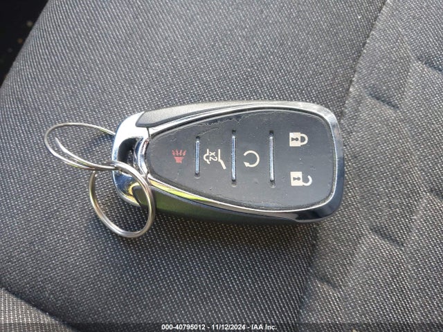 Chevrolet EQUINOX LT 2018 2GNAXSEV8J6231373 Image 11