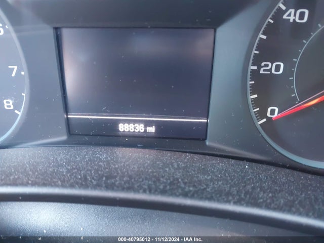Chevrolet EQUINOX LT 2018 2GNAXSEV8J6231373 Image 16