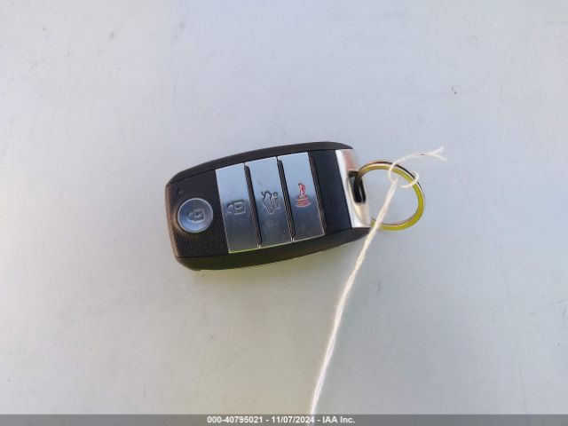 5XXGT4L39KG287553 KIA Optima S