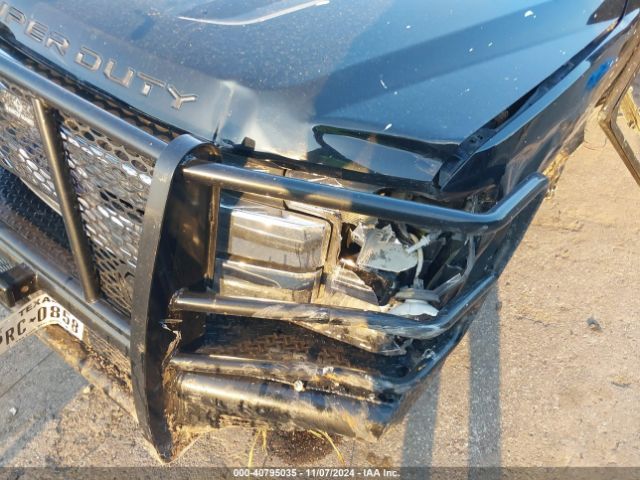 1FT7W2BTXHEF45640 Ford F-250 Lariat
