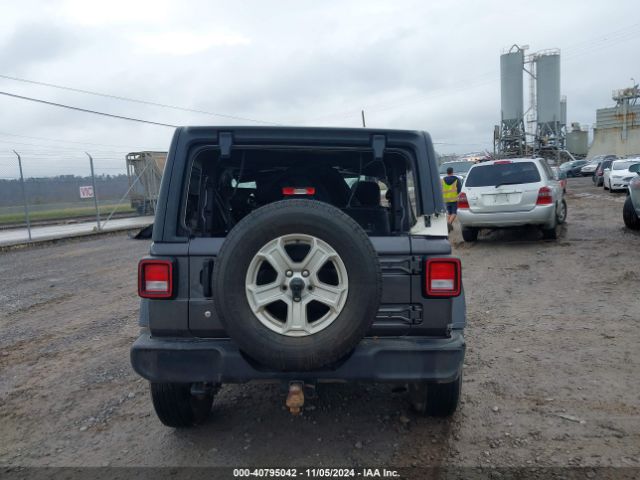 1C4GJXAN8LW223967 Jeep Wrangler Sport S 4x4