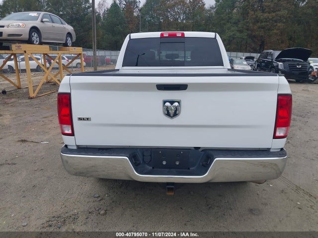 40795070 :رقم المزاد ، 1C6RR6TT4KS562083 vin ، 2019 Ram 1500 Classic Slt  4x2 6'4 Box مزاد بيع