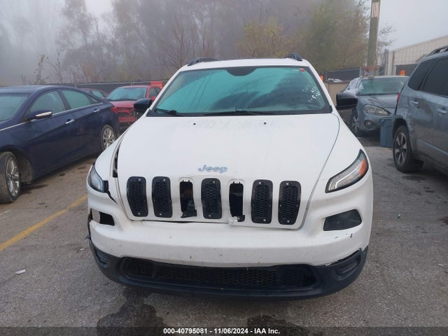 1C4PJMAB3GW193058 Jeep Cherokee Sport
