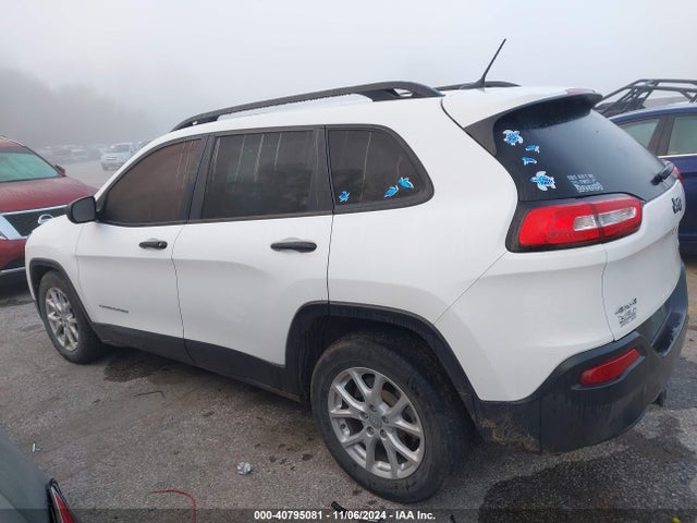 1C4PJMAB3GW193058 Jeep Cherokee Sport