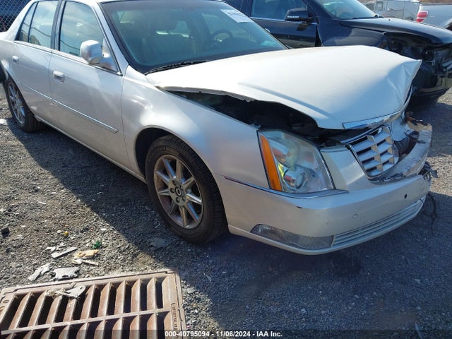 2011 CADILLAC DTS 1G6KD5E63BU139979 Photo 0