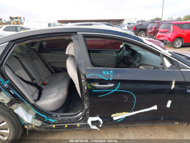 KMHE24L3XHA061371 Hyundai Sonata Hybrid Se