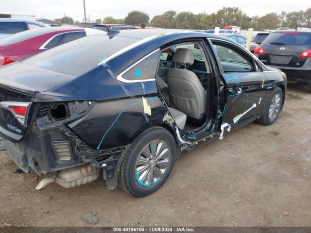 KMHE24L3XHA061371 Hyundai Sonata Hybrid Se